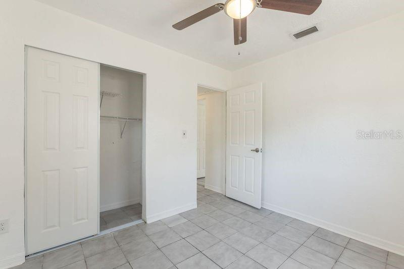 Image 14 of 17 For 410 42nd Avenue Ne