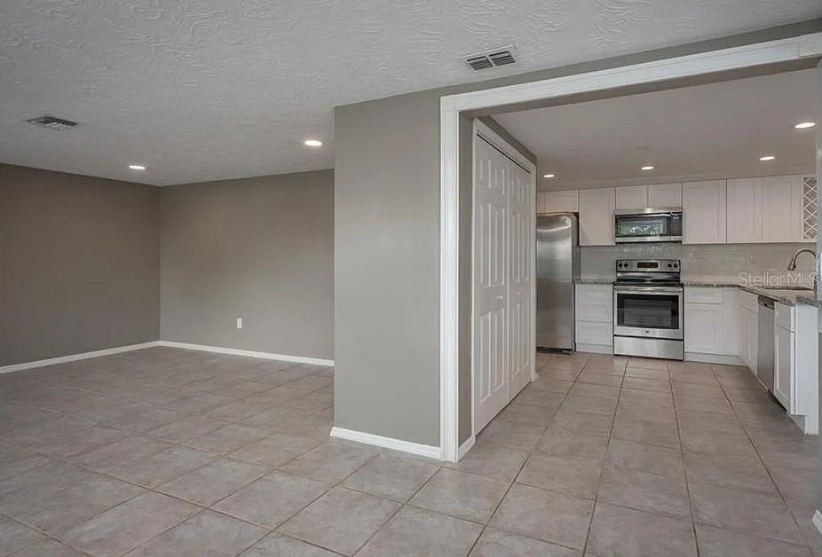 Image 11 of 20 For 2618 Almond Drive
