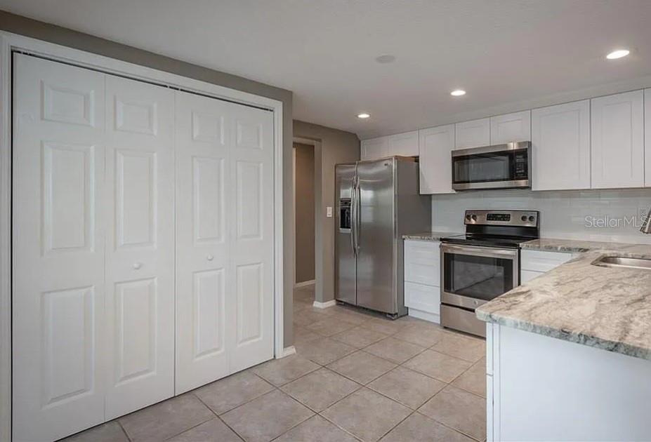 Image 12 of 20 For 2618 Almond Drive