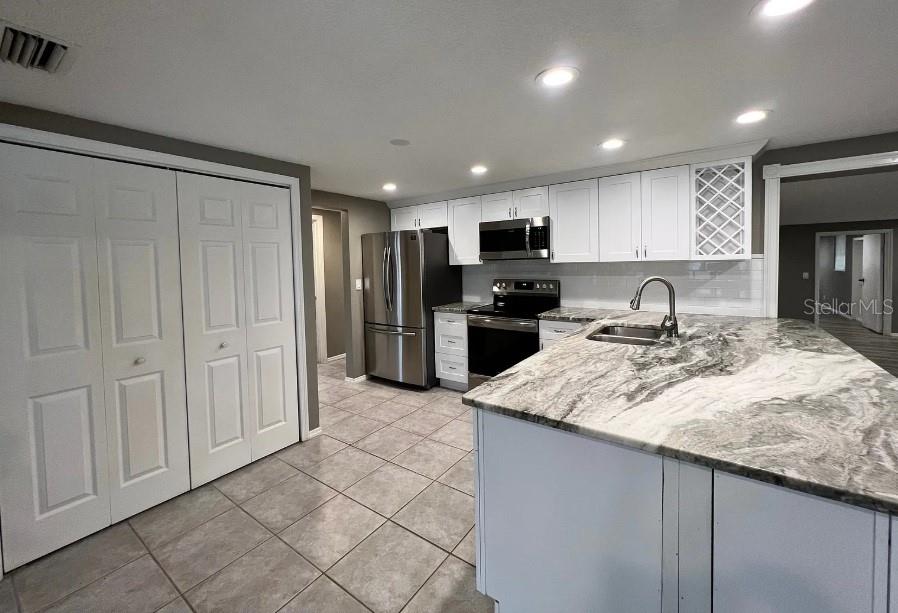 Image 9 of 20 For 2618 Almond Drive
