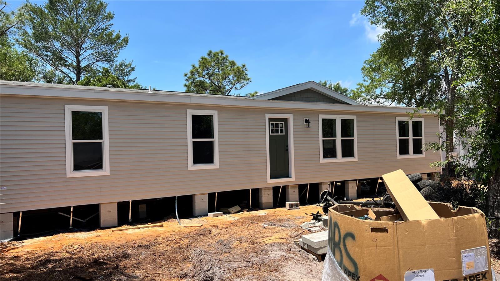Image 3 of 43 For 10040 Lake Drive