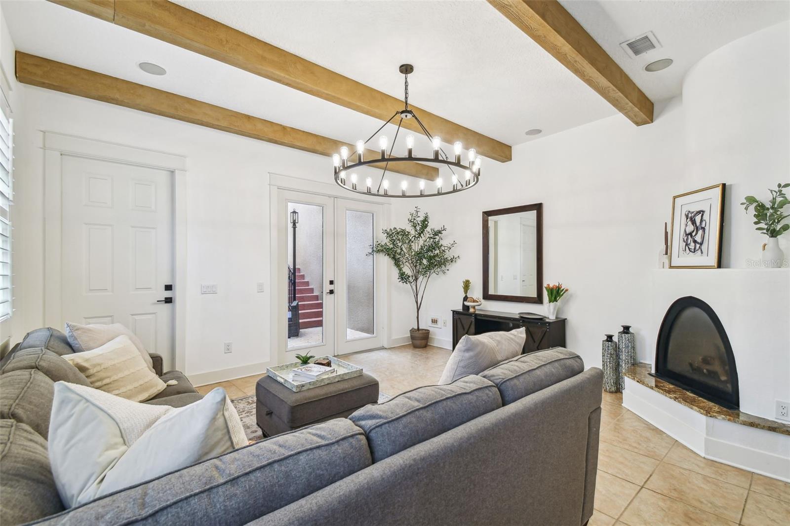 Listing photo id 22 for 407 Fremont Avenue B