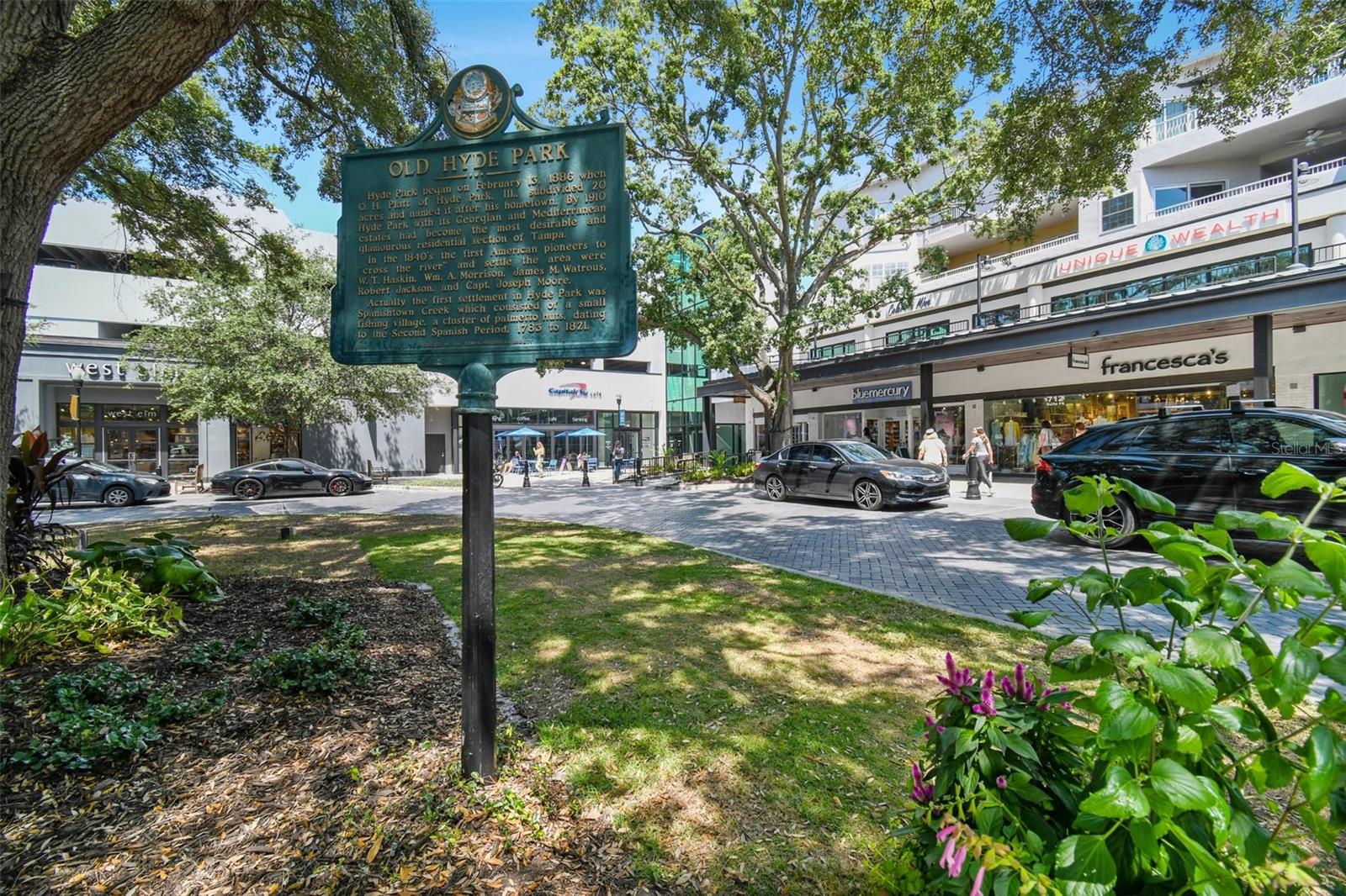 Listing photo id 52 for 407 Fremont Avenue B