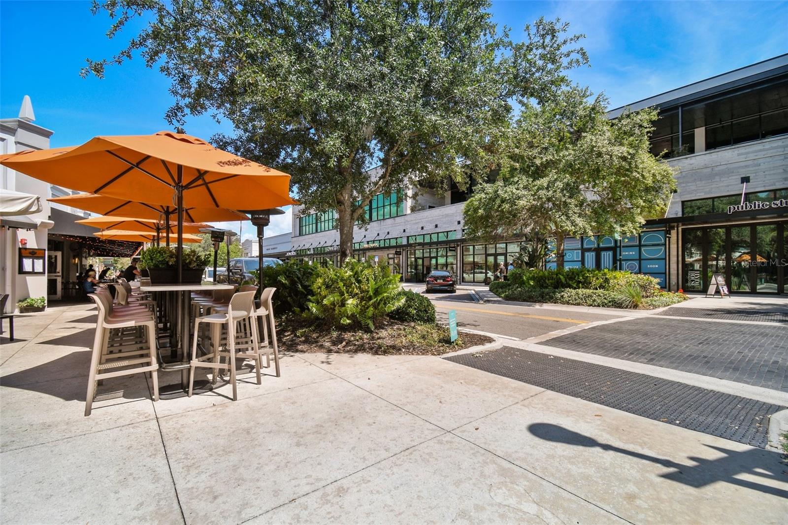 Listing photo id 54 for 407 Fremont Avenue B