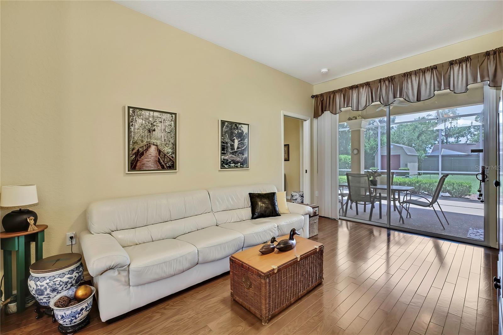 Image 3 of 40 For 12012 Cromwell Way