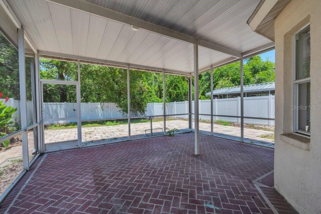 Image 23 of 34 For 5865 Meadowpark Place