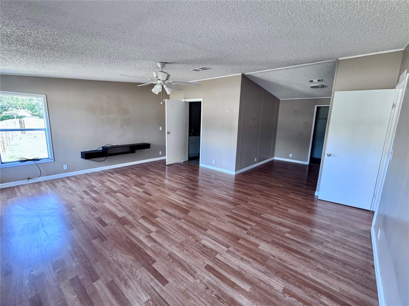Image 16 of 25 For 4300 Meadow Ridge Avenue