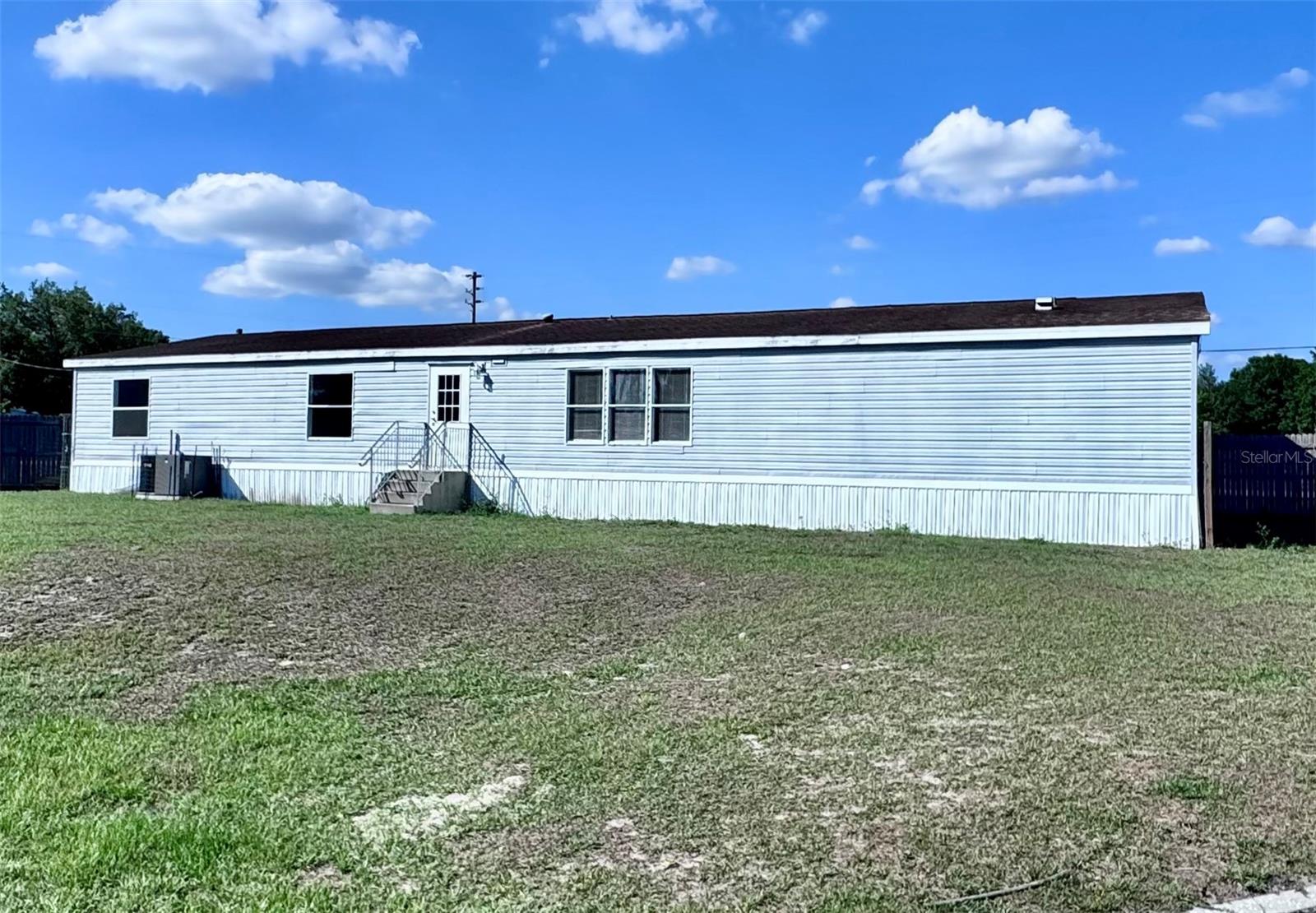 Image 6 of 25 For 4300 Meadow Ridge Avenue