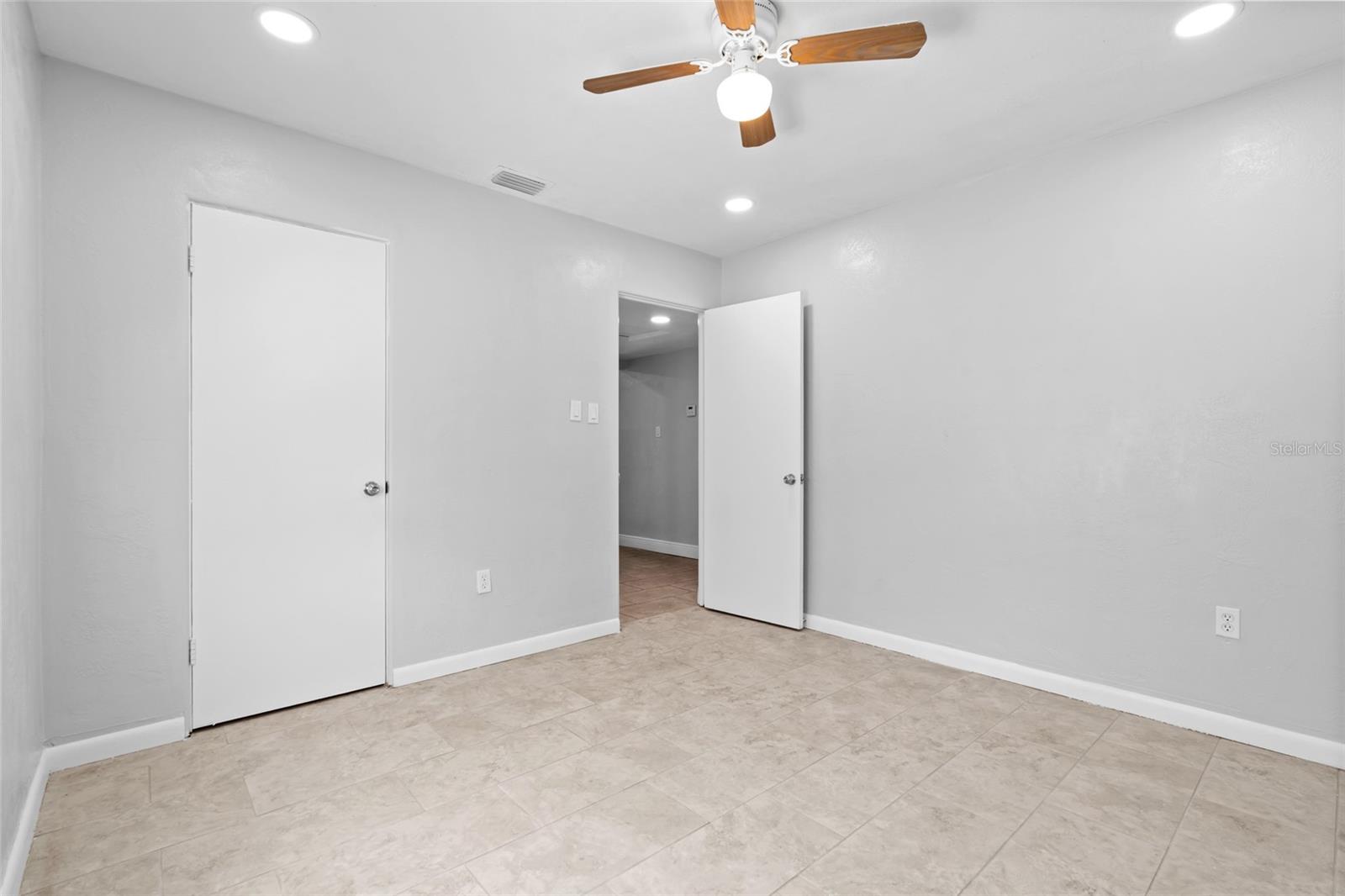 Image 12 of 15 For 308 38th Street S