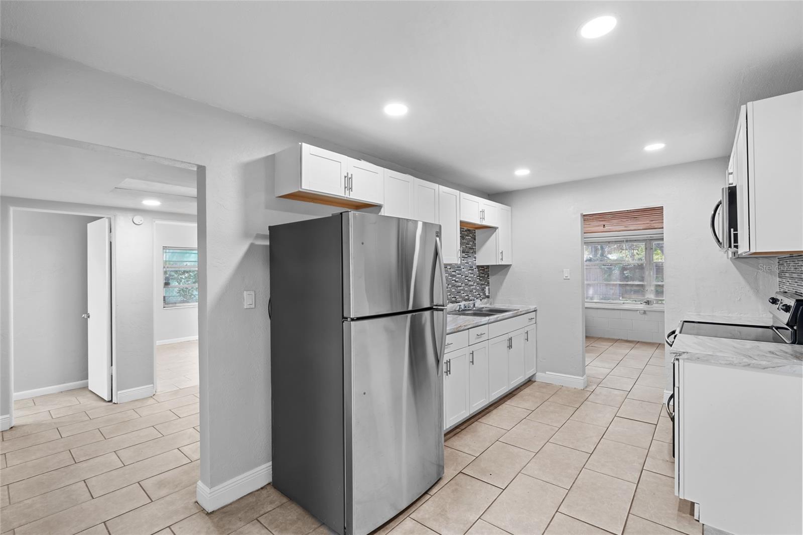 Image 5 of 15 For 308 38th Street S