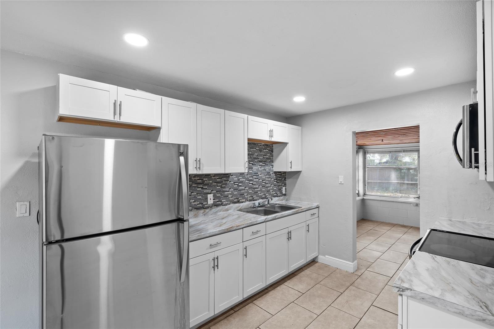 Image 6 of 15 For 308 38th Street S