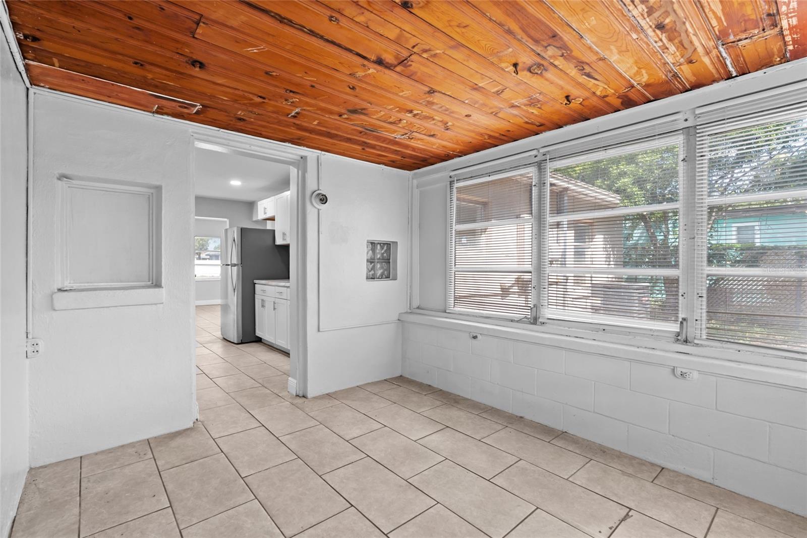 Image 9 of 15 For 308 38th Street S