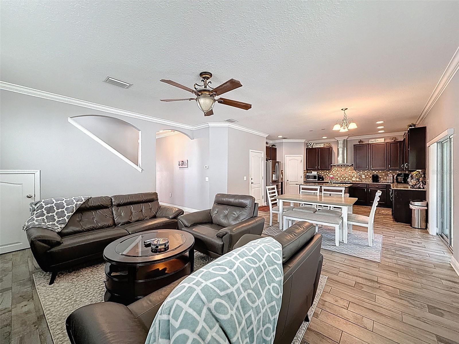 Image 16 of 62 For 10560 Lake Seminole Terrace