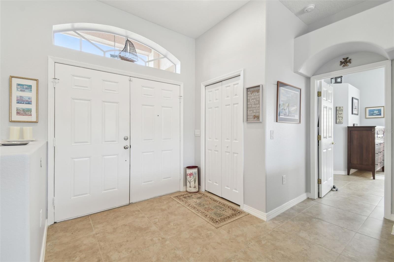 Listing photo id 18 for 3737 Gaviota Drive
