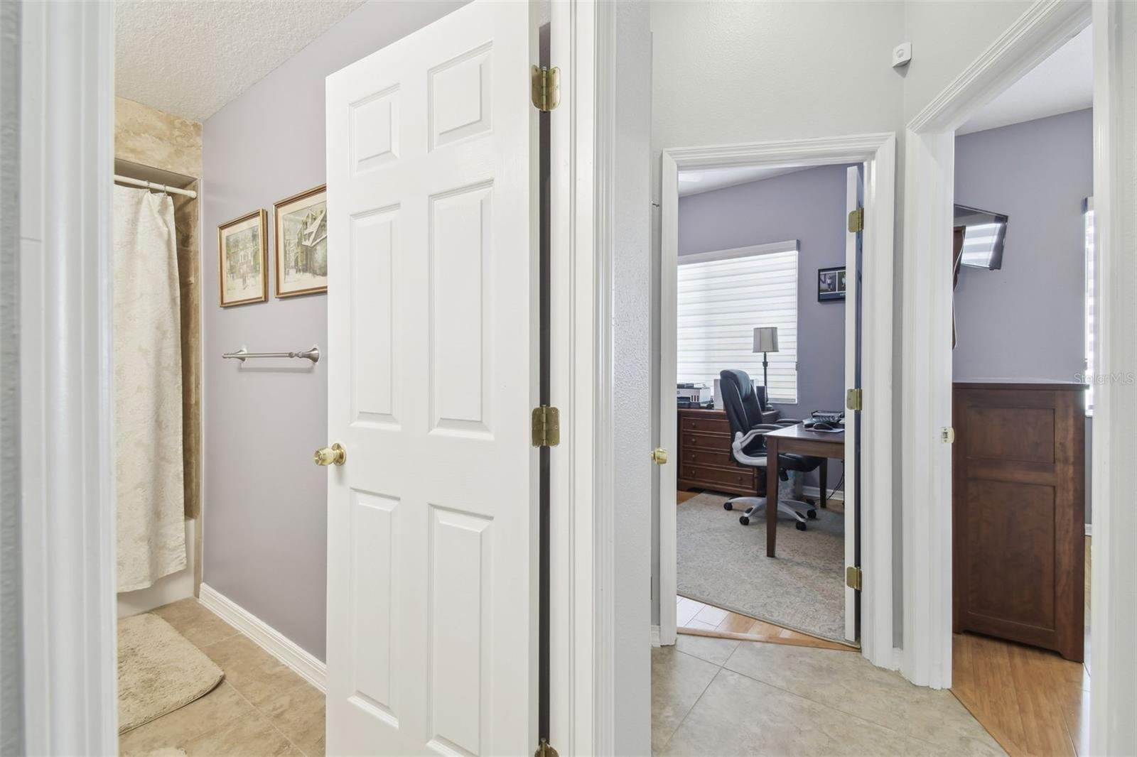 Listing photo id 29 for 3737 Gaviota Drive