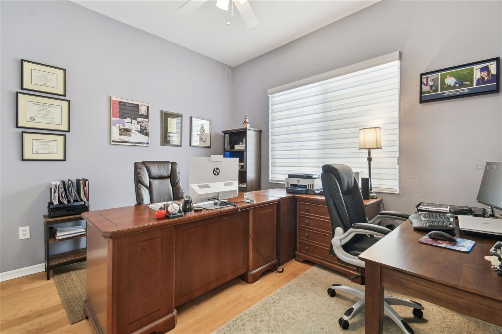 Listing photo id 30 for 3737 Gaviota Drive