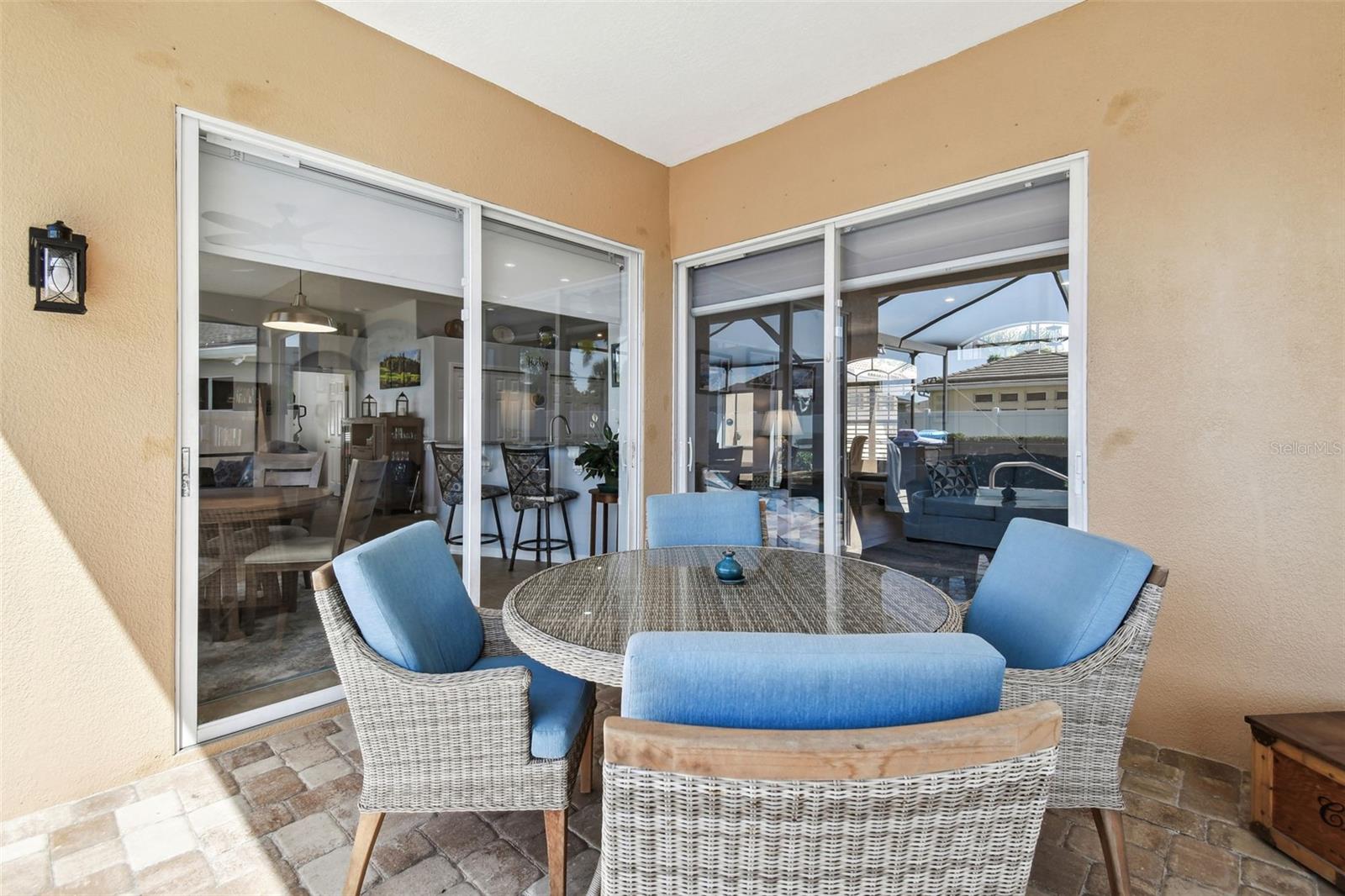 Listing photo id 42 for 3737 Gaviota Drive