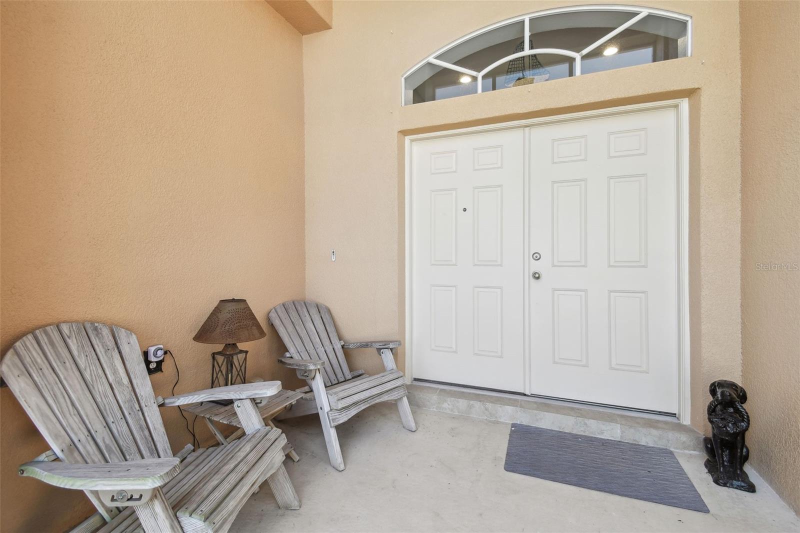 Listing photo id 3 for 3737 Gaviota Drive
