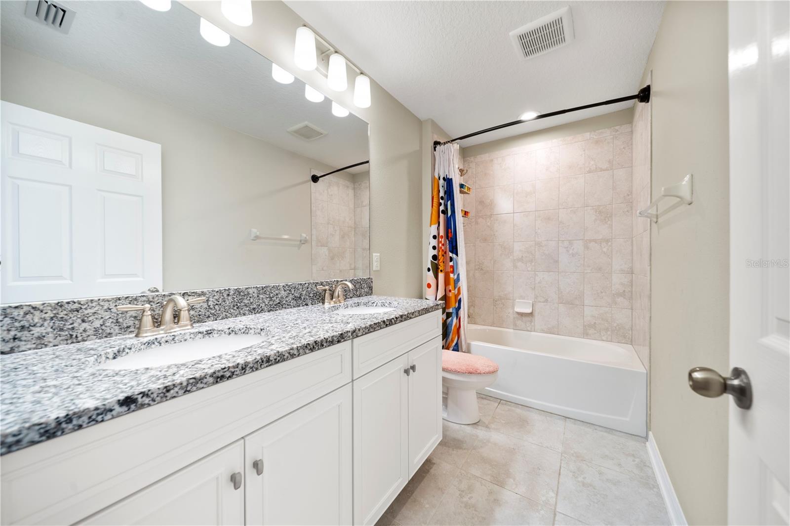 Image 21 of 34 For 4917 Eagle Rock Drive