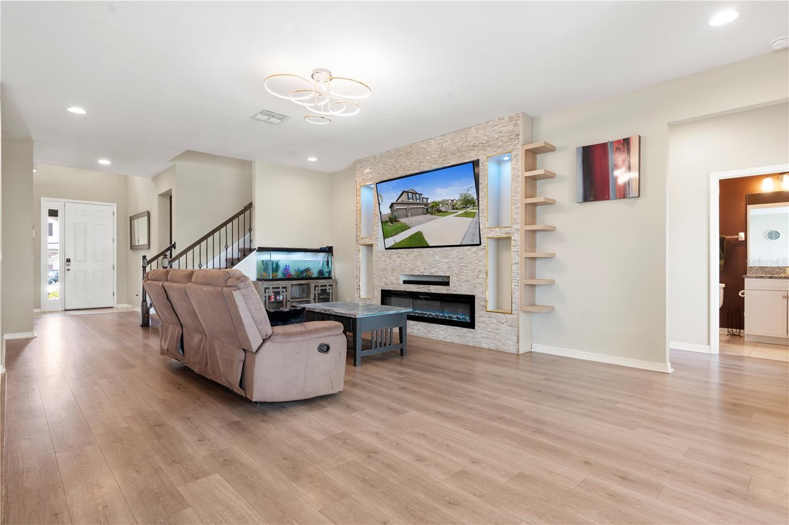 Image 8 of 34 For 4917 Eagle Rock Drive