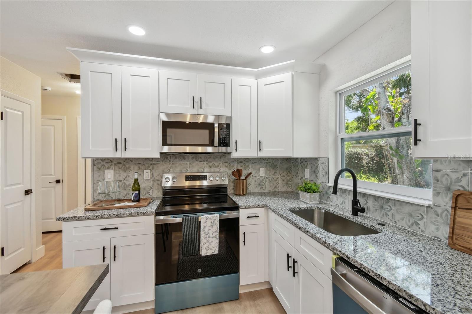 Image 12 of 26 For 5624 62nd Street N
