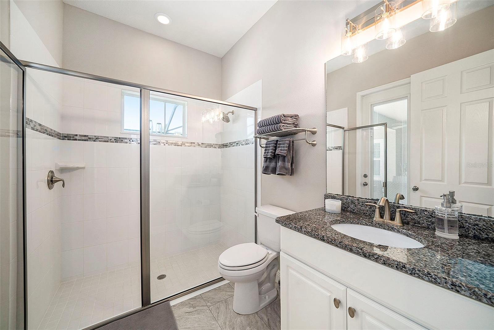 Listing photo id 25 for 8016 Rock Spring Court