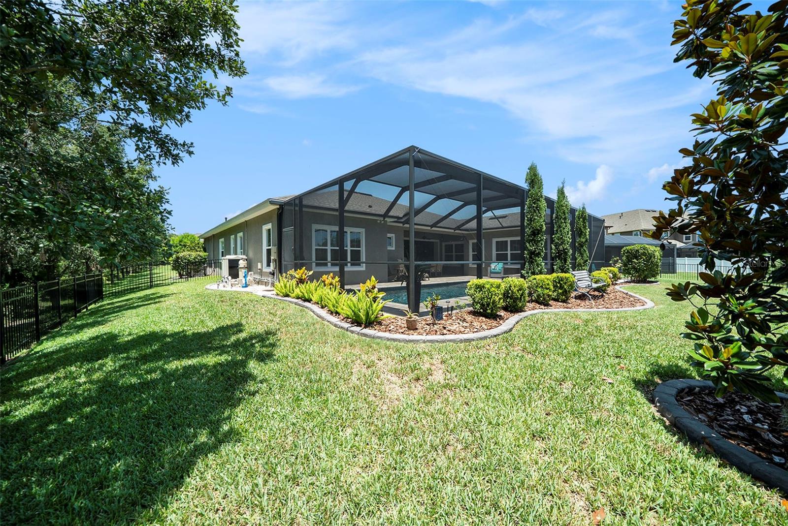 Listing photo id 32 for 8016 Rock Spring Court