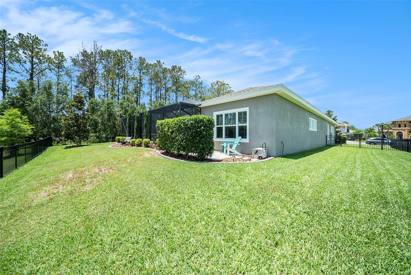 Listing photo id 33 for 8016 Rock Spring Court