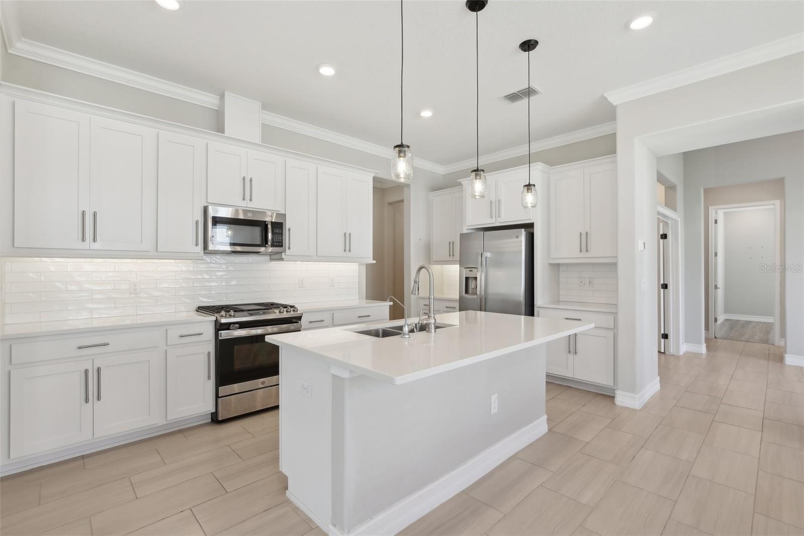 Image 14 of 45 For 4325 Barletta Court