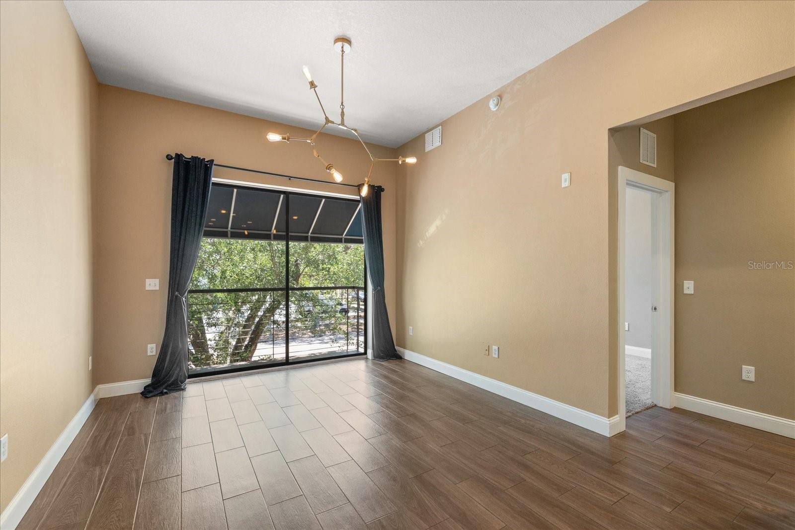 Image 16 of 35 For 2253 Central Avenue 206