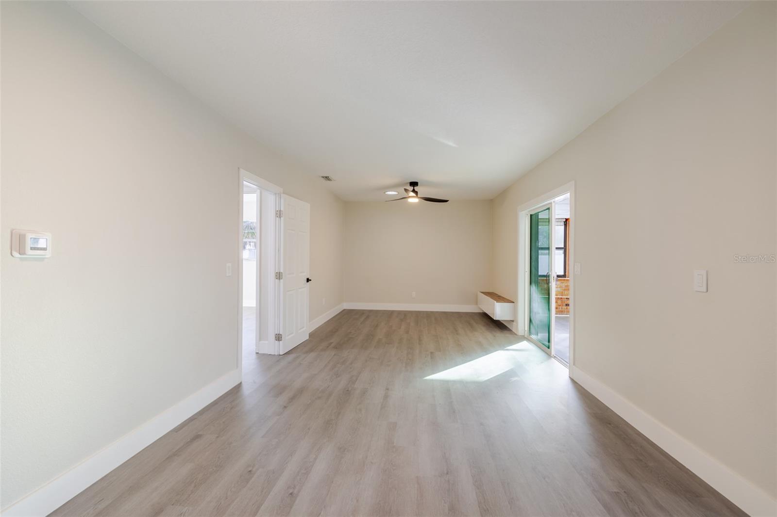 Image 13 of 36 For 10733 Drummond Road