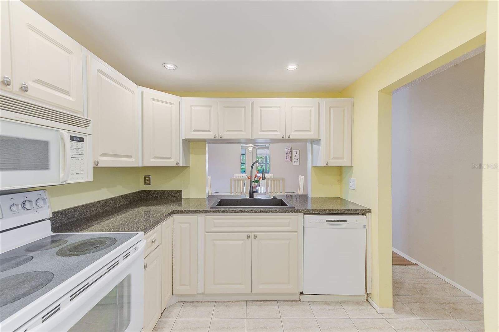 Image 14 of 64 For 12300 Vonn Road 7107