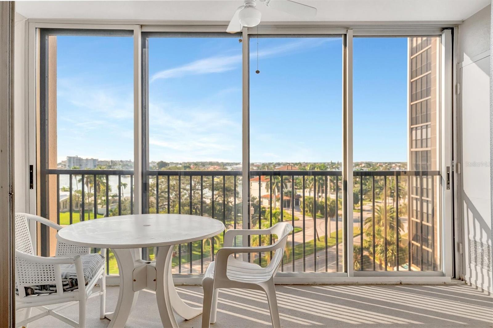 Listing photo id 13 for 10355 Paradise Boulevard 502