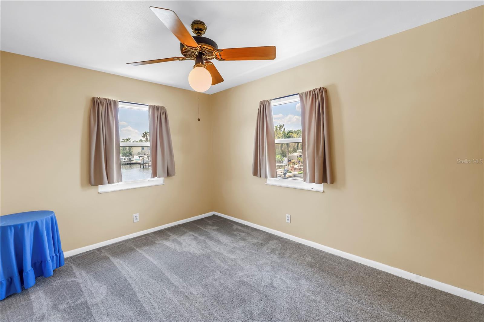 Image 37 of 78 For 1449 45th Avenue Ne