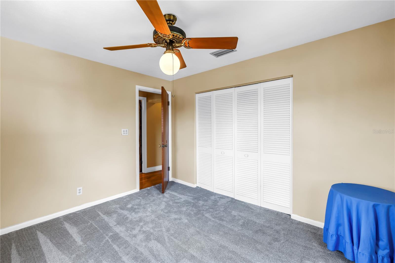 Image 38 of 78 For 1449 45th Avenue Ne