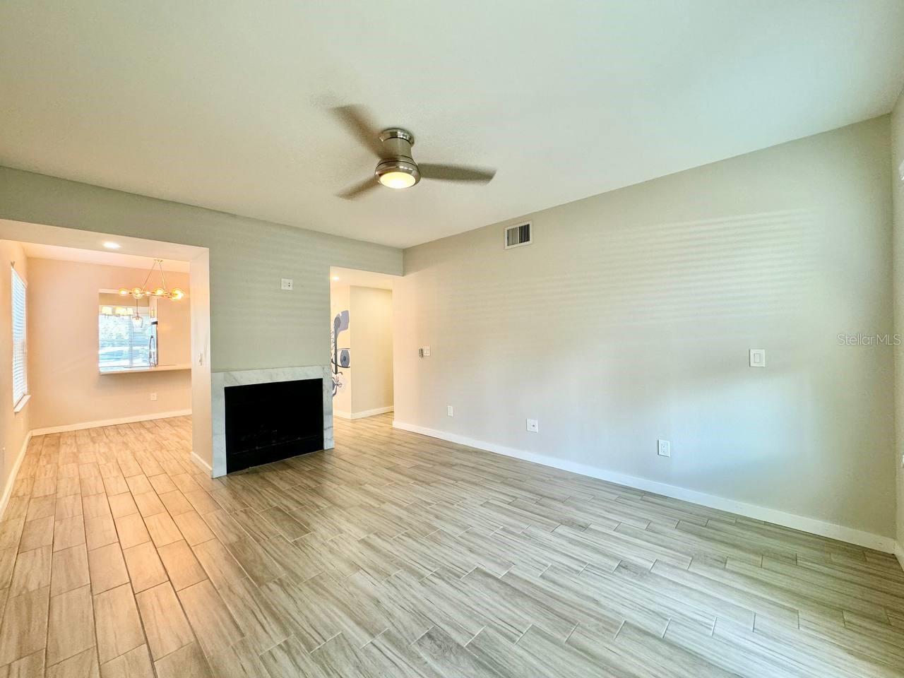 Image 13 of 27 For 4811 Bayshore Boulevard 404