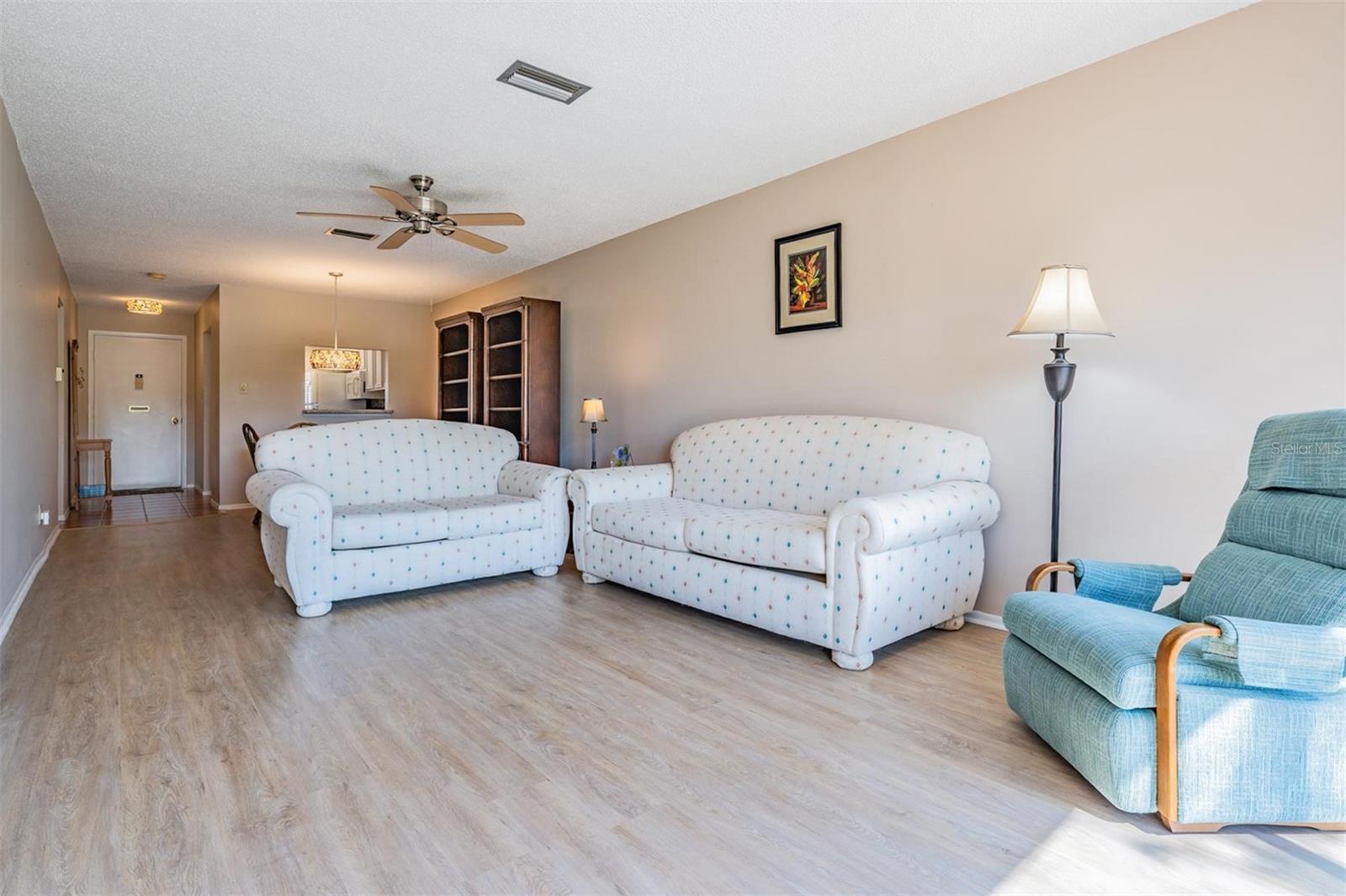 Image 12 of 43 For 3839 Trophy Boulevard 3839