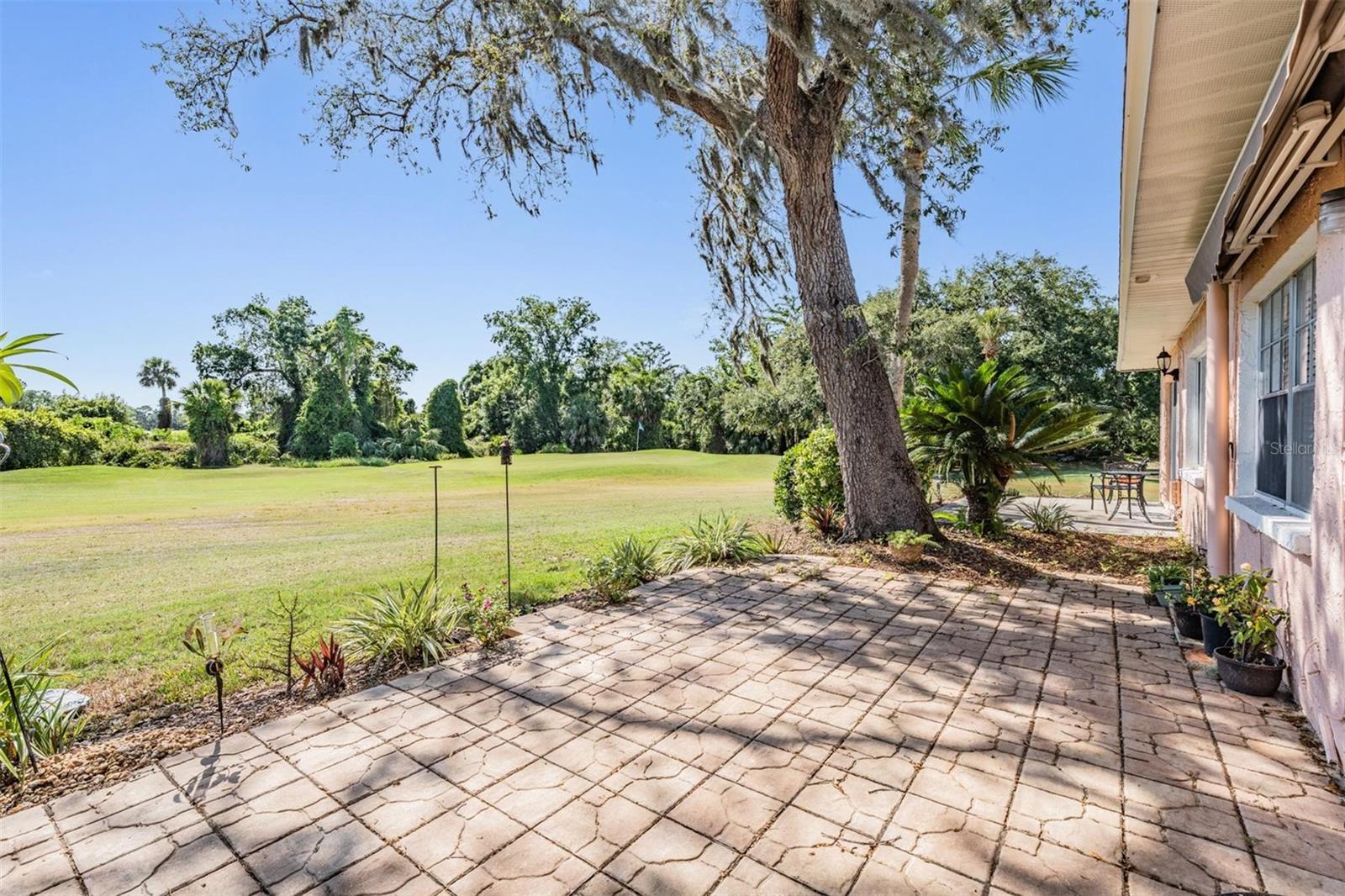 Image 19 of 43 For 3839 Trophy Boulevard 3839