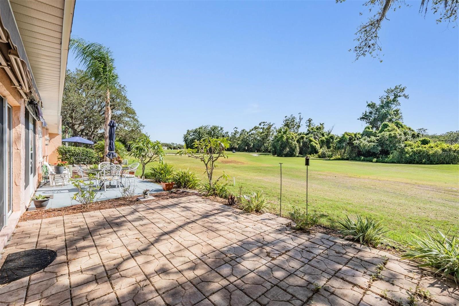 Image 20 of 43 For 3839 Trophy Boulevard 3839