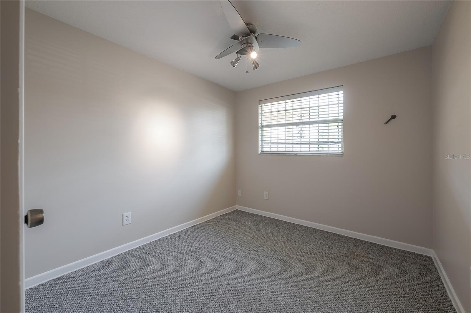Listing photo id 11 for 2614 Liberty Street