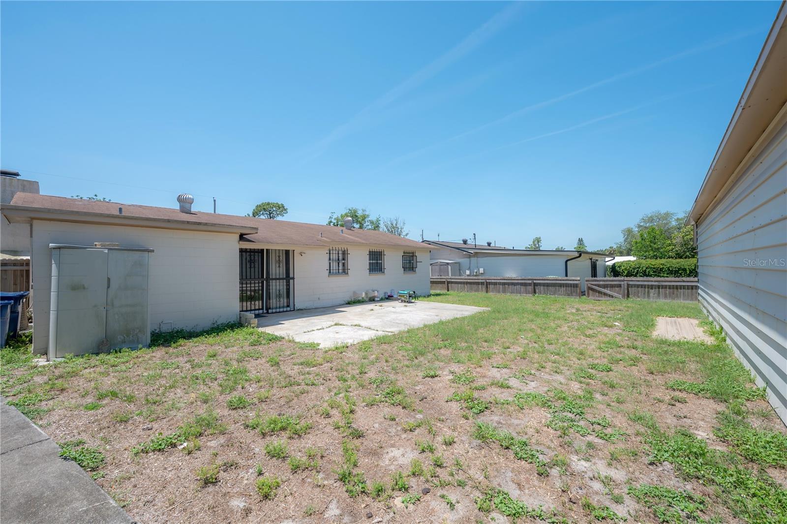 Listing photo id 23 for 2614 Liberty Street