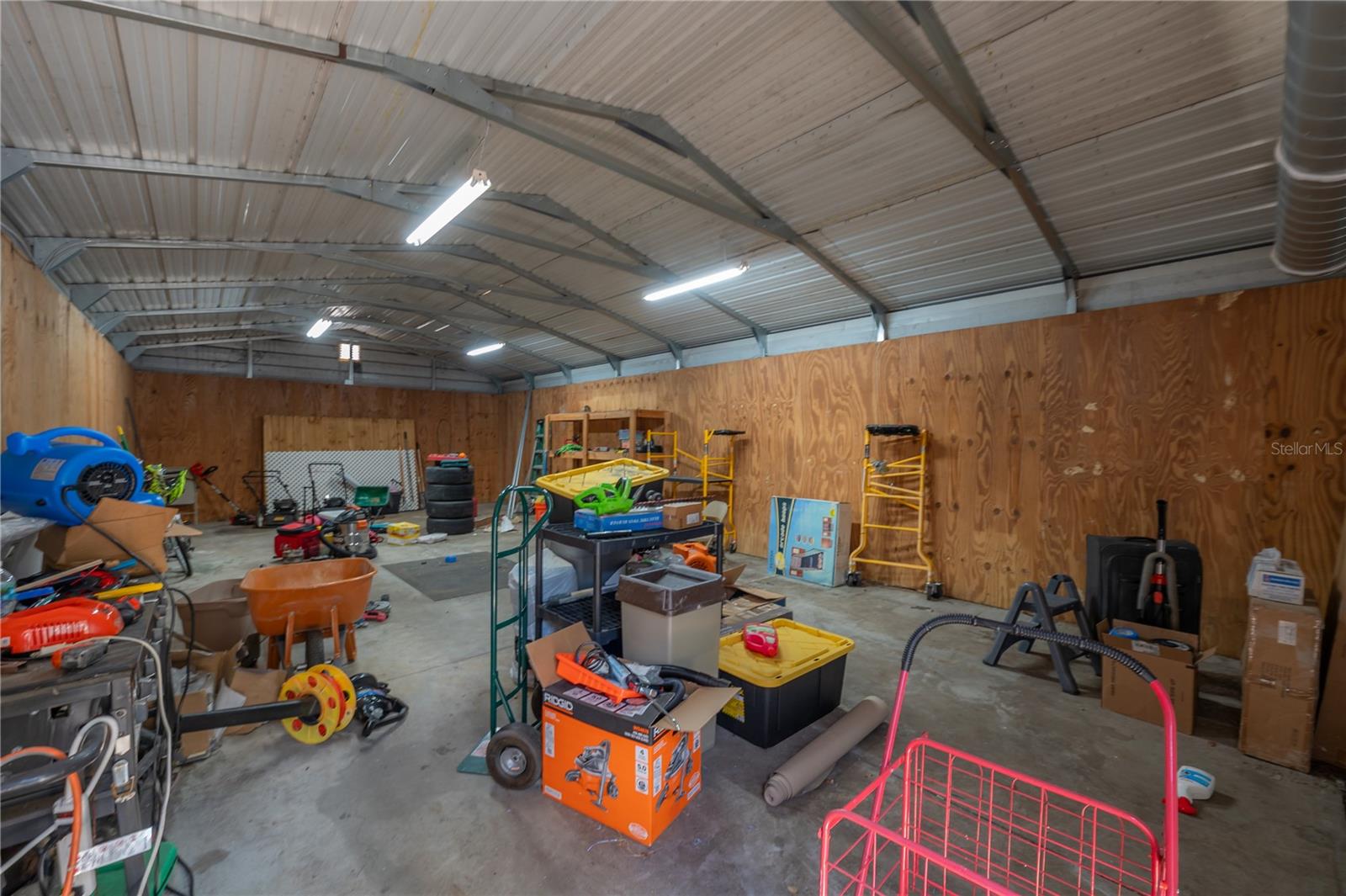 Listing photo id 25 for 2614 Liberty Street