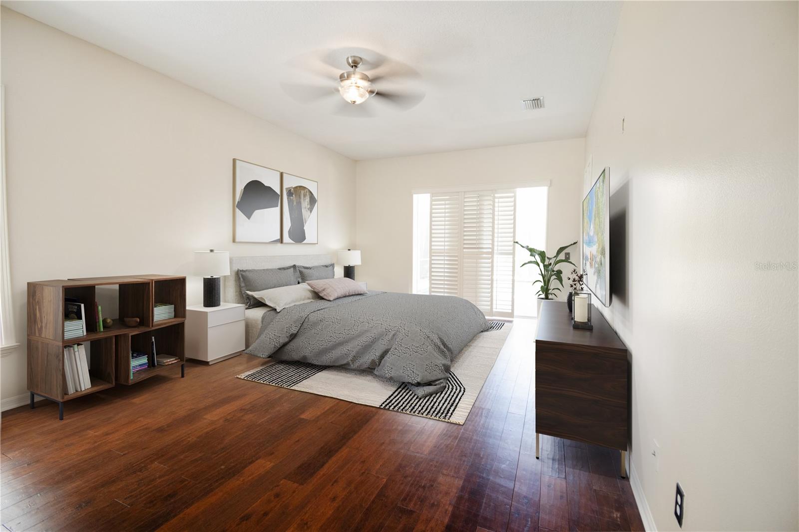 Image 3 of 22 For 9912 Chris Craft Court