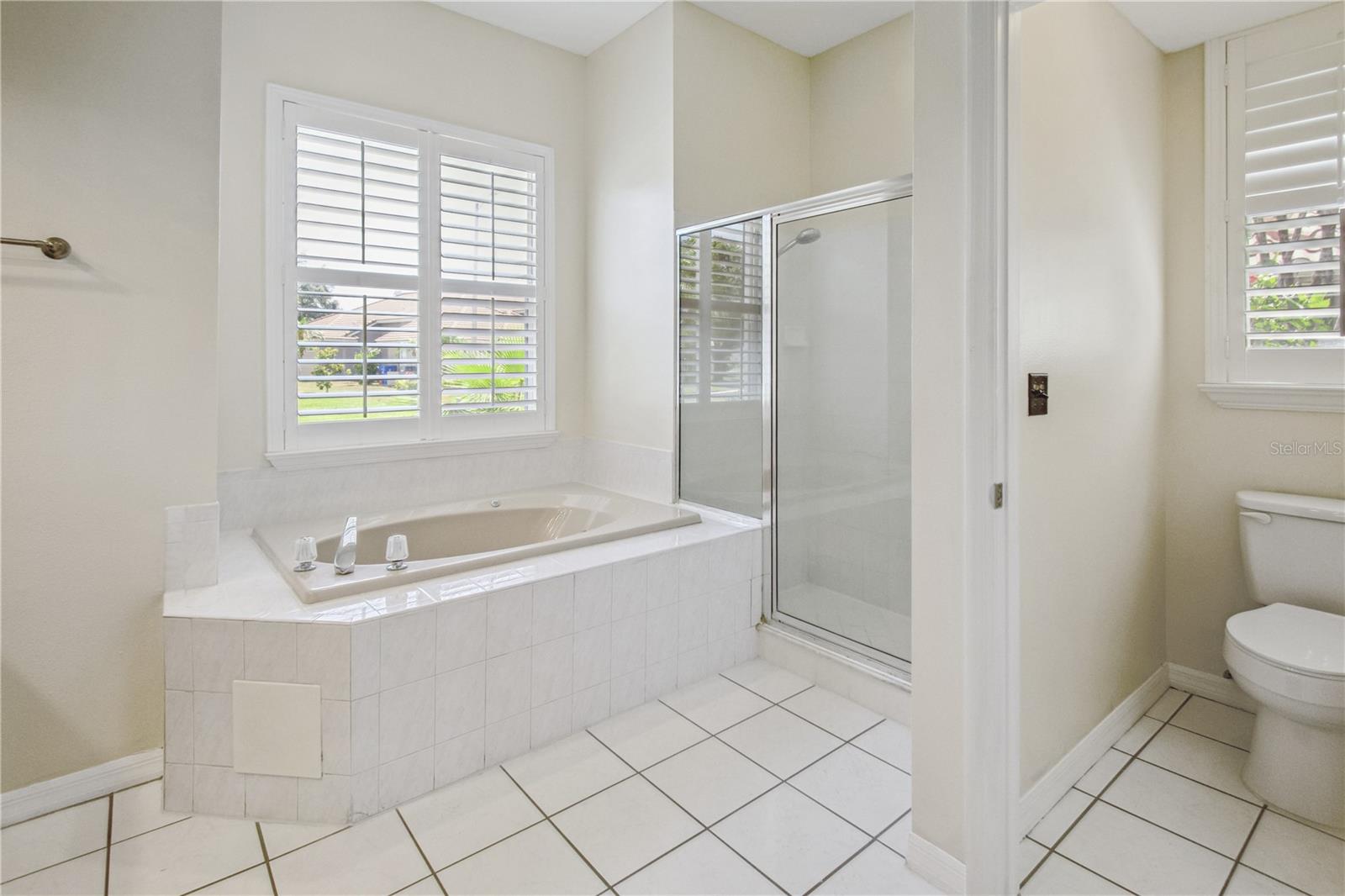 Image 5 of 22 For 9912 Chris Craft Court