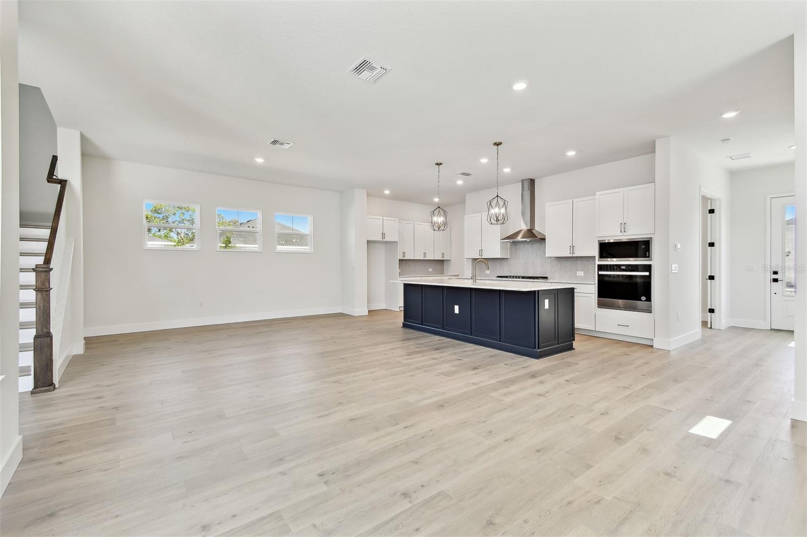 Image 19 of 48 For 7304 Donnybrook Lane