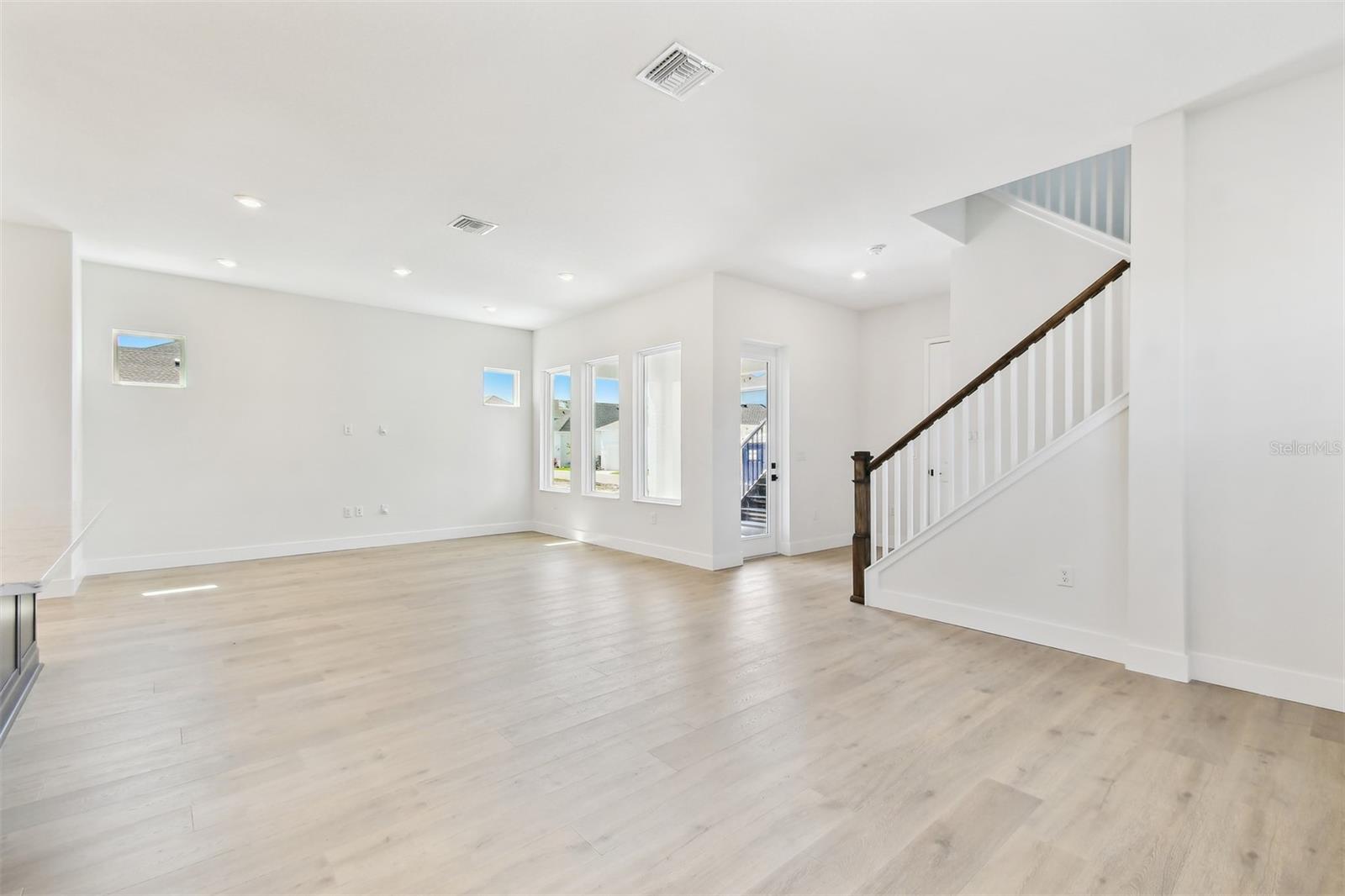 Image 22 of 48 For 7304 Donnybrook Lane