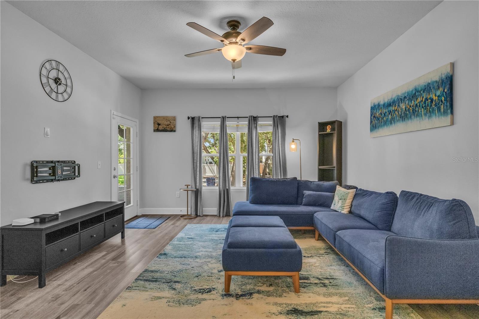 Image 19 of 36 For 4703 Jennings Bay Court
