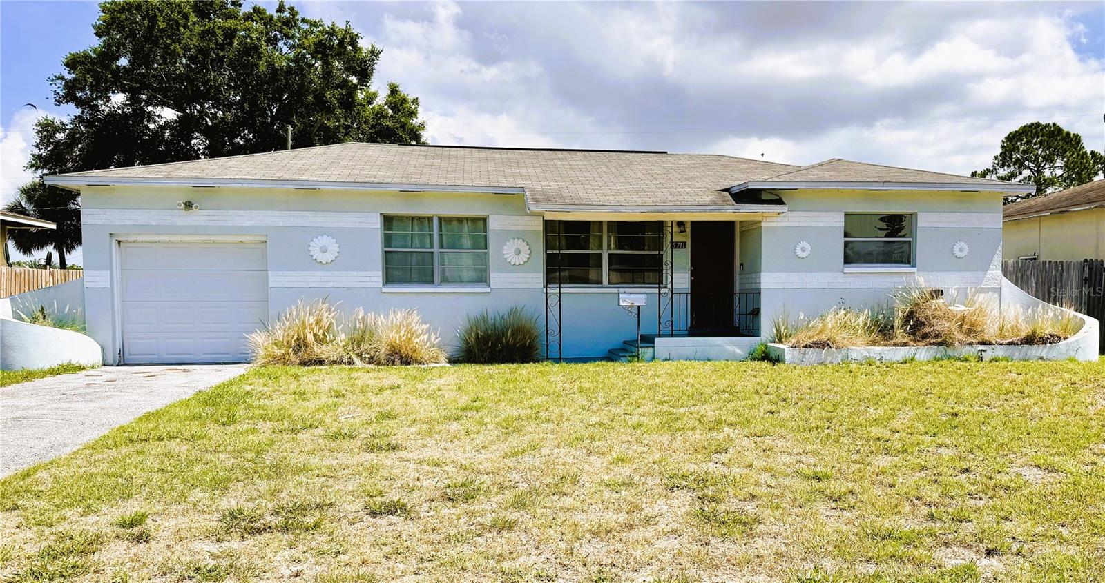 Details for 5711 9th Avenue N, ST PETERSBURG, FL 33710