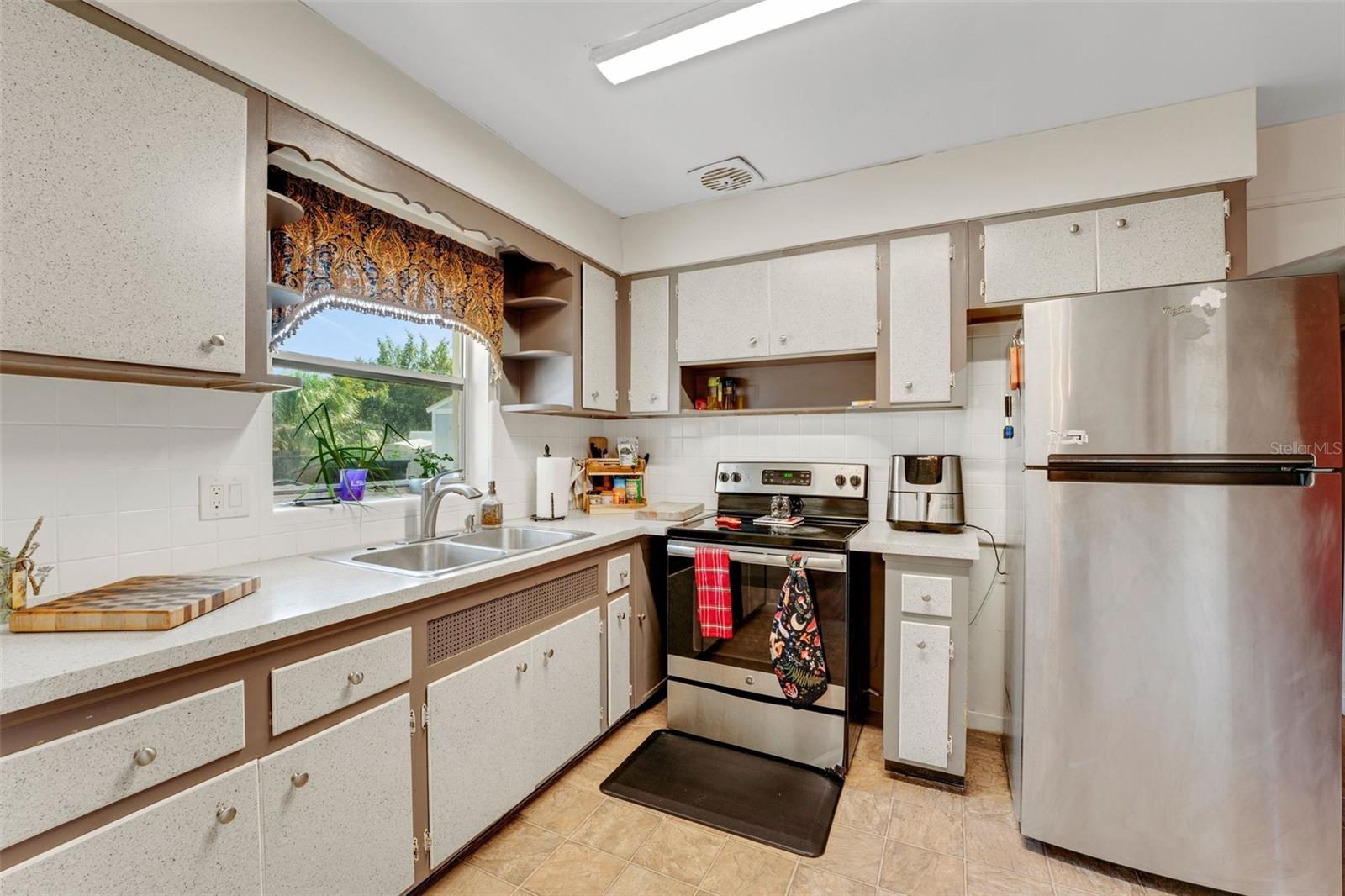 Image 20 of 40 For 5711 9th Avenue N