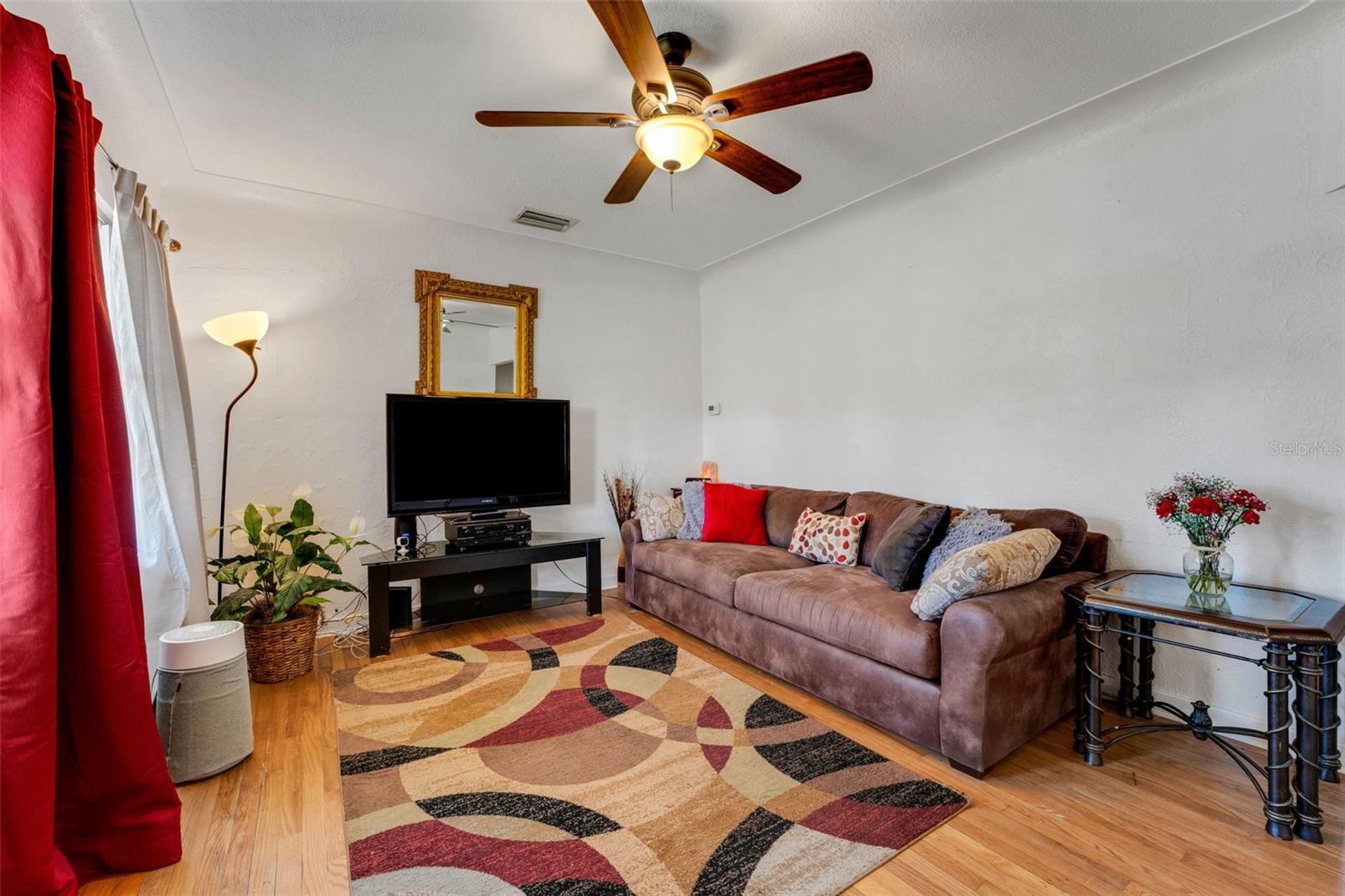 Image 4 of 40 For 5711 9th Avenue N